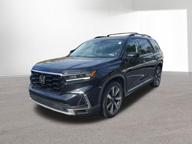 used 2023 Honda Pilot car, priced at $41,274