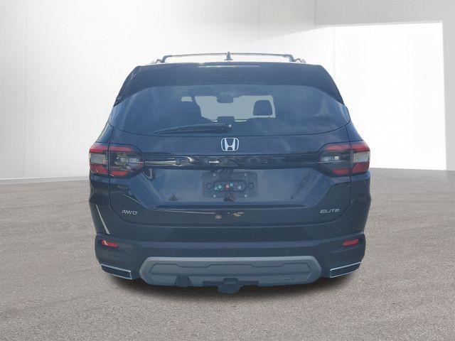 used 2023 Honda Pilot car, priced at $41,274