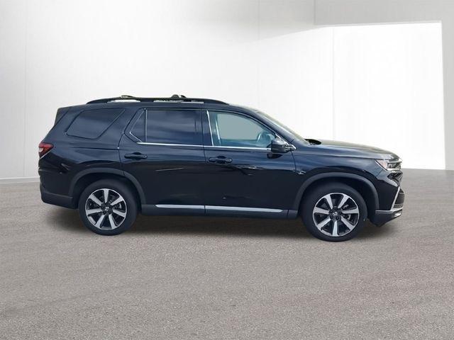 used 2023 Honda Pilot car, priced at $41,274