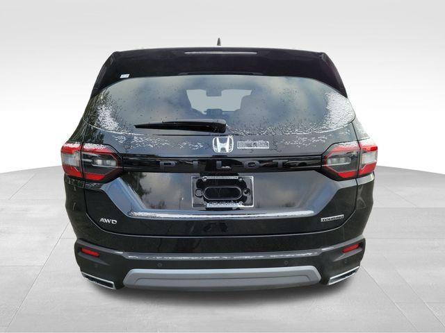 new 2025 Honda Pilot car, priced at $48,955