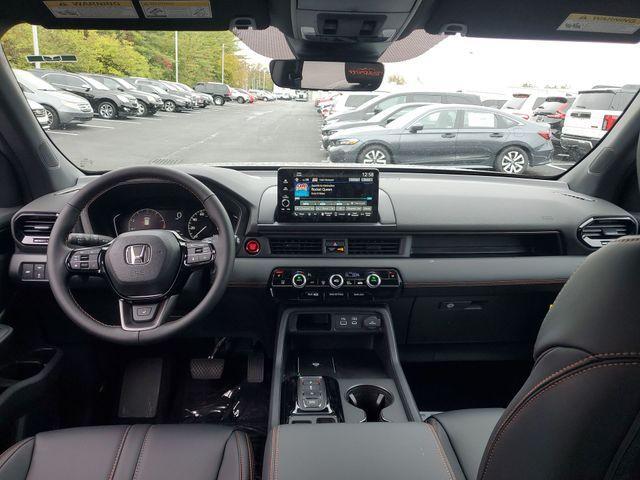 new 2025 Honda Pilot car, priced at $46,792