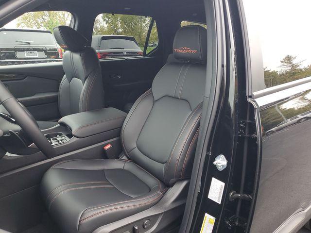 new 2025 Honda Pilot car, priced at $46,792