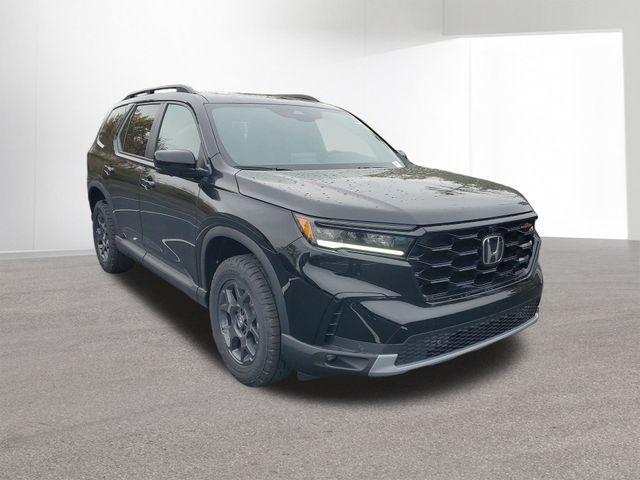 new 2025 Honda Pilot car, priced at $46,792