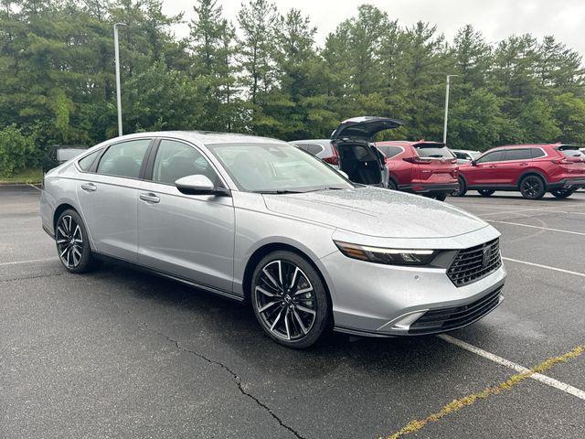 new 2025 Honda Accord Hybrid car, priced at $37,720