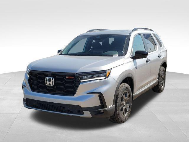 new 2025 Honda Pilot car, priced at $48,763