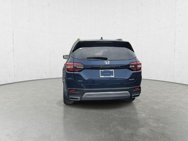 new 2025 Honda Pilot car, priced at $47,376