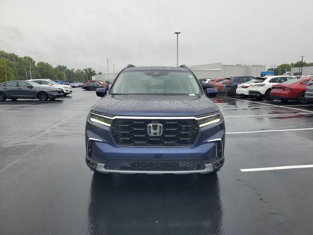 new 2025 Honda Pilot car, priced at $47,376