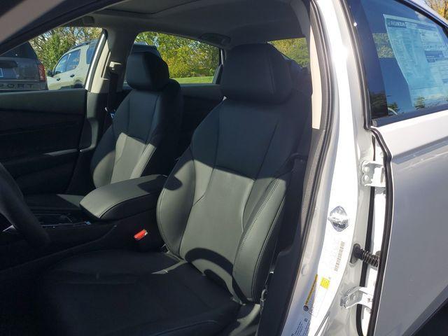 new 2025 Honda Accord Hybrid car, priced at $38,197