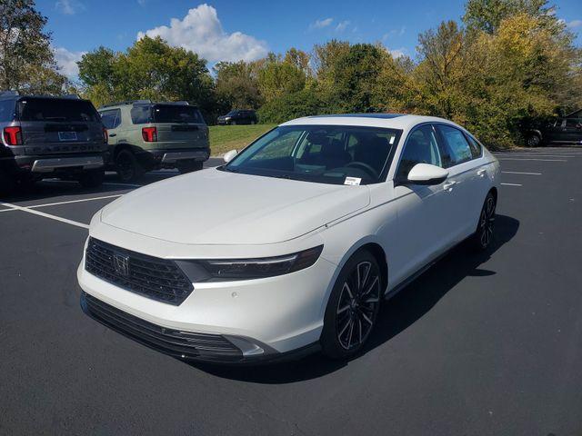 new 2025 Honda Accord Hybrid car, priced at $38,197