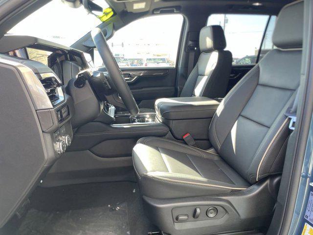 new 2025 GMC Yukon car, priced at $73,186