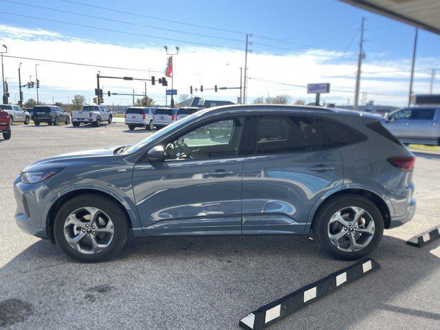 used 2023 Ford Escape car, priced at $25,554