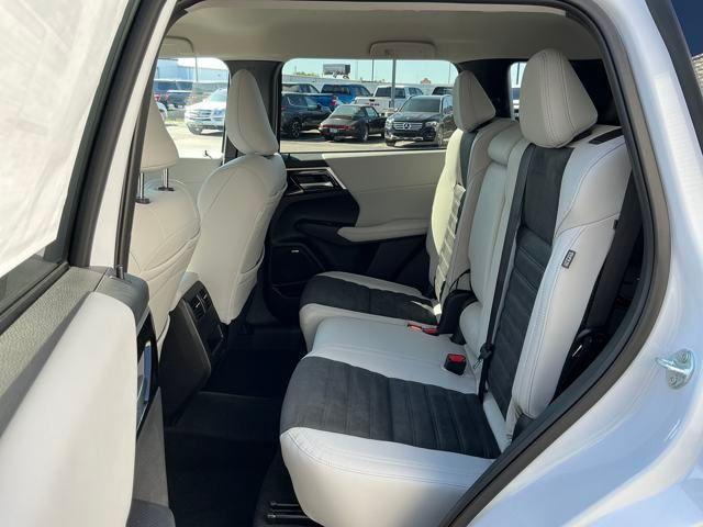 new 2025 Mitsubishi Outlander car, priced at $35,154