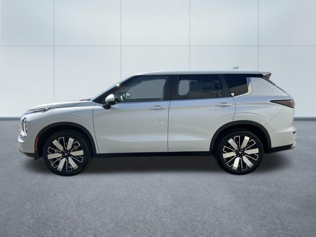 new 2025 Mitsubishi Outlander car, priced at $38,002