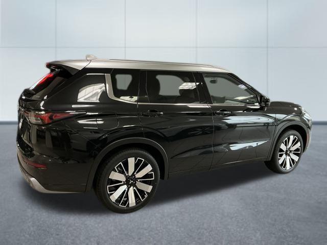 new 2025 Mitsubishi Outlander car, priced at $42,877