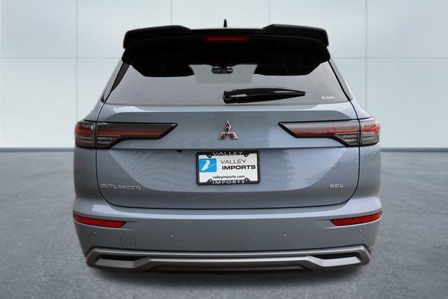 new 2025 Mitsubishi Outlander car, priced at $42,224