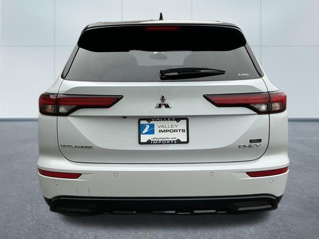 new 2025 Mitsubishi Outlander PHEV car, priced at $47,164