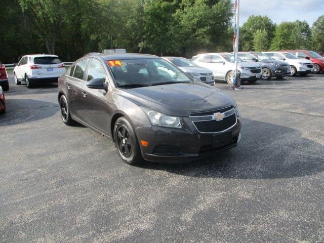 used 2014 Chevrolet Cruze car, priced at $9,500