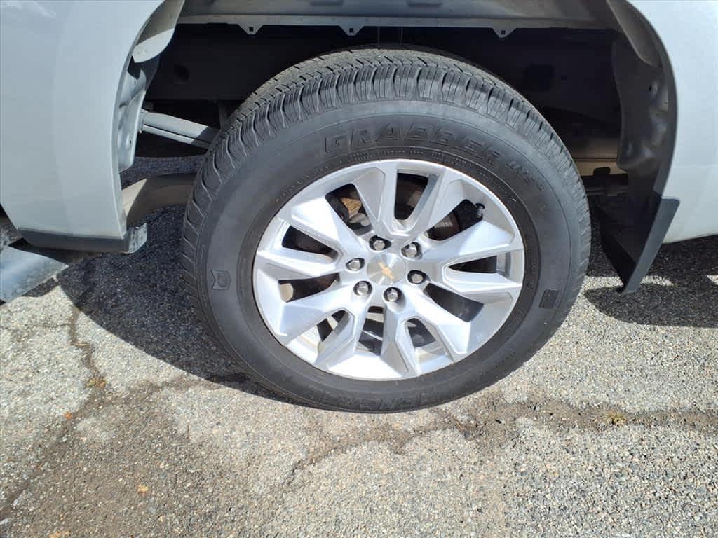 used 2022 Chevrolet Silverado 1500 car, priced at $30,995