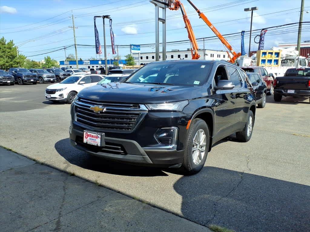 used 2023 Chevrolet Traverse car, priced at $30,995