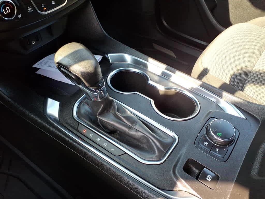 used 2023 Chevrolet Traverse car, priced at $30,995