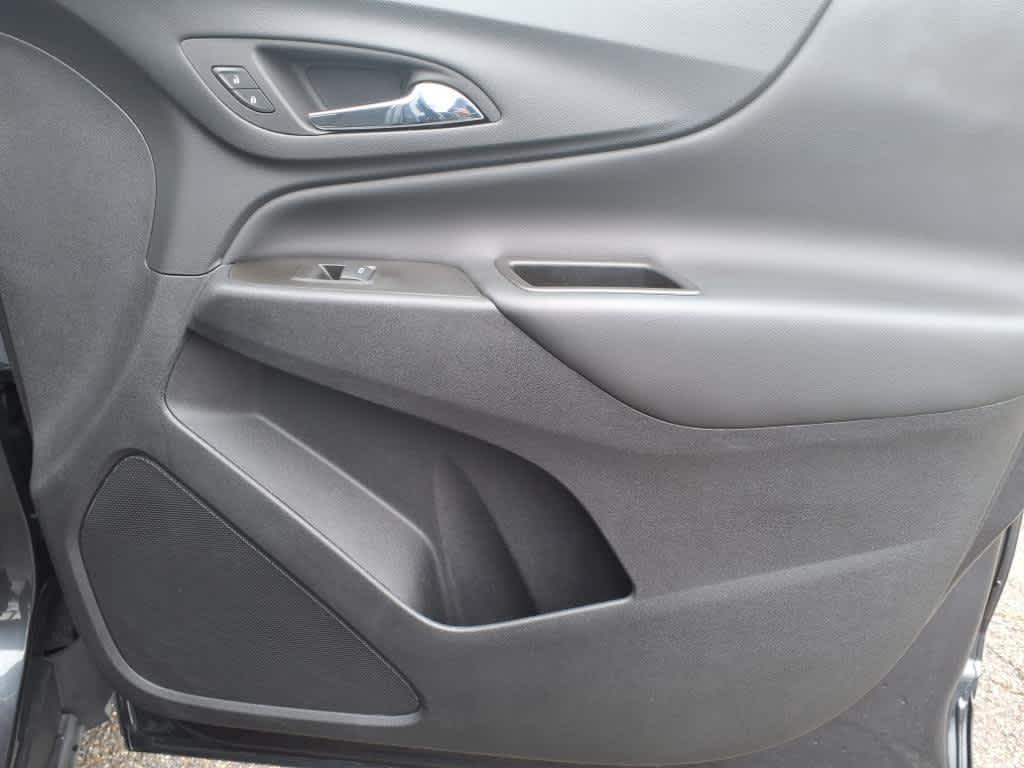 used 2022 Chevrolet Equinox car, priced at $21,795