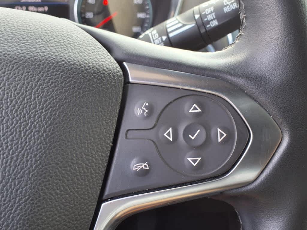 used 2023 Chevrolet Traverse car, priced at $32,895