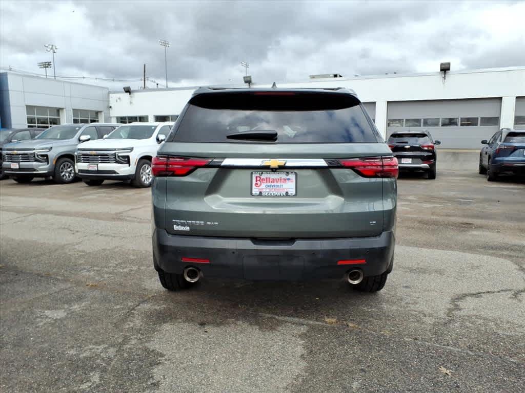 used 2022 Chevrolet Traverse car, priced at $24,895