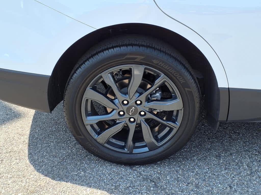 used 2022 Chevrolet Equinox car, priced at $21,895