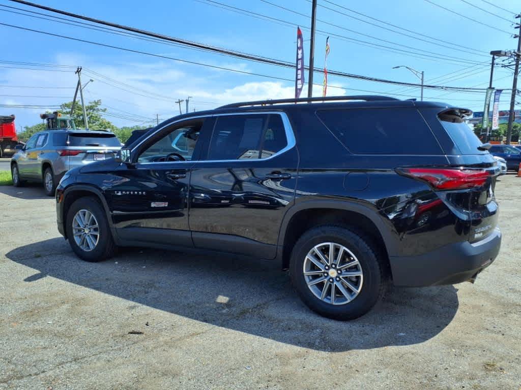used 2023 Chevrolet Traverse car, priced at $31,995