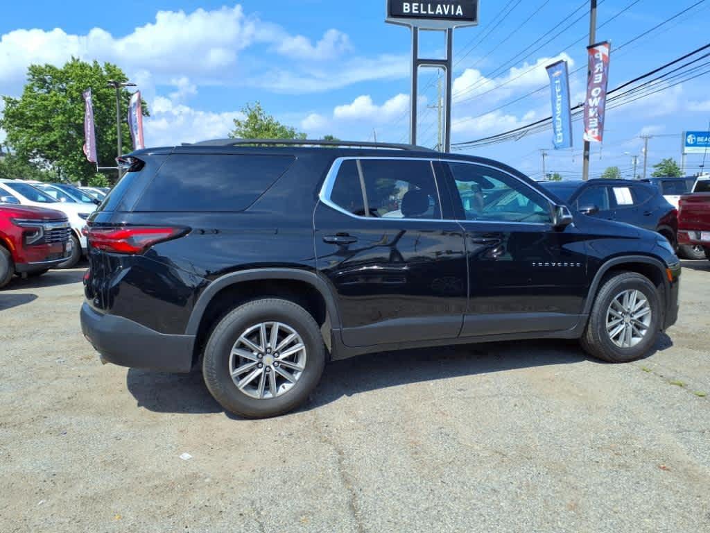 used 2023 Chevrolet Traverse car, priced at $31,995