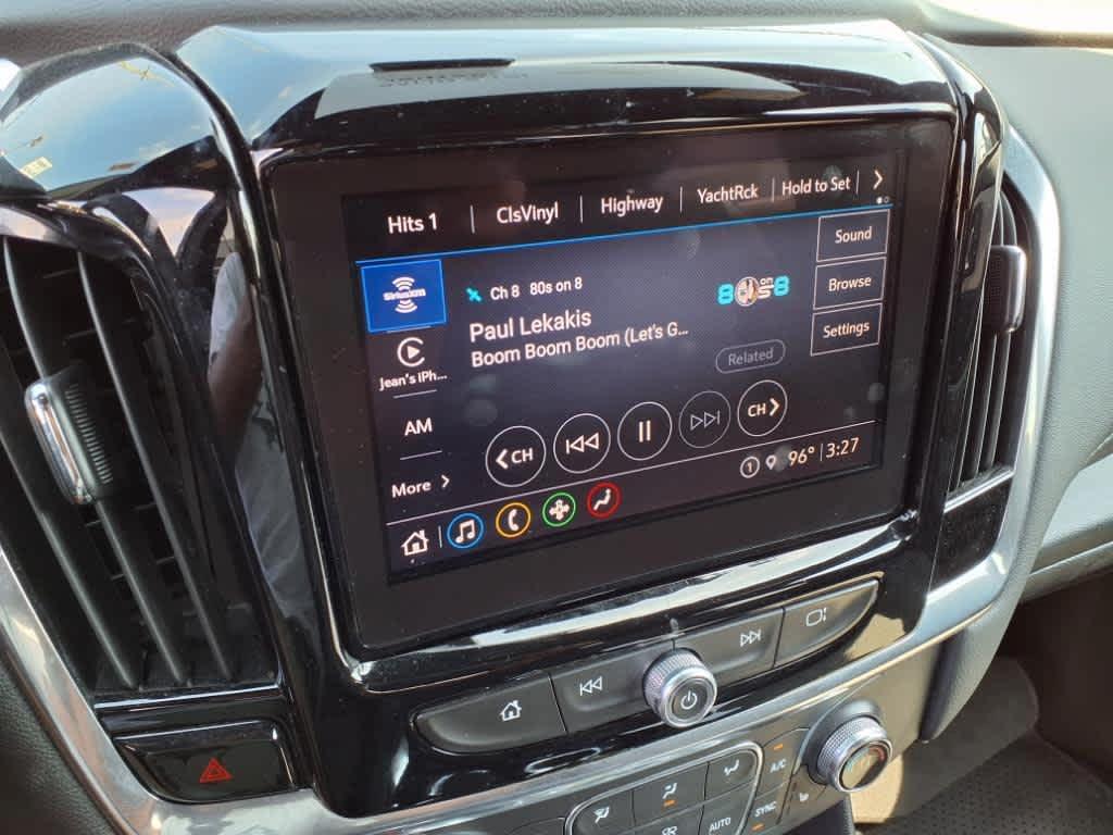 used 2023 Chevrolet Traverse car, priced at $31,995