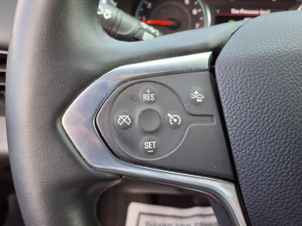 used 2023 Chevrolet Traverse car, priced at $31,995