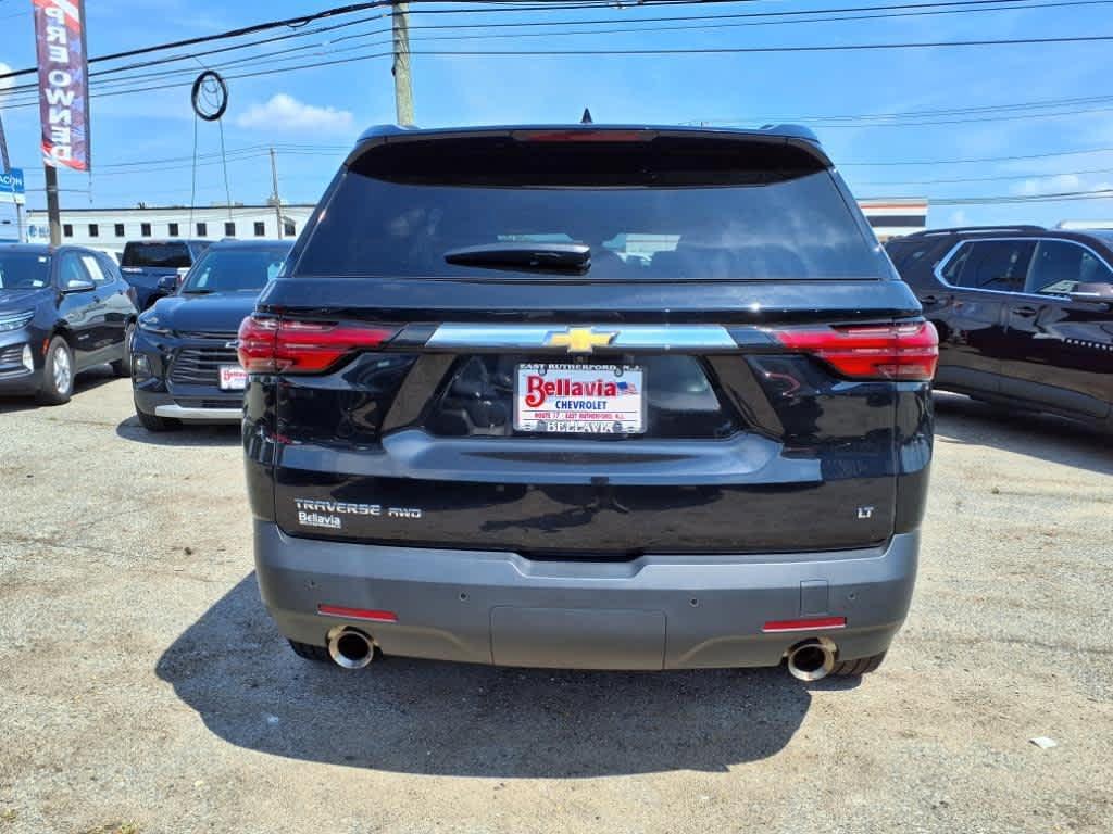 used 2023 Chevrolet Traverse car, priced at $31,995