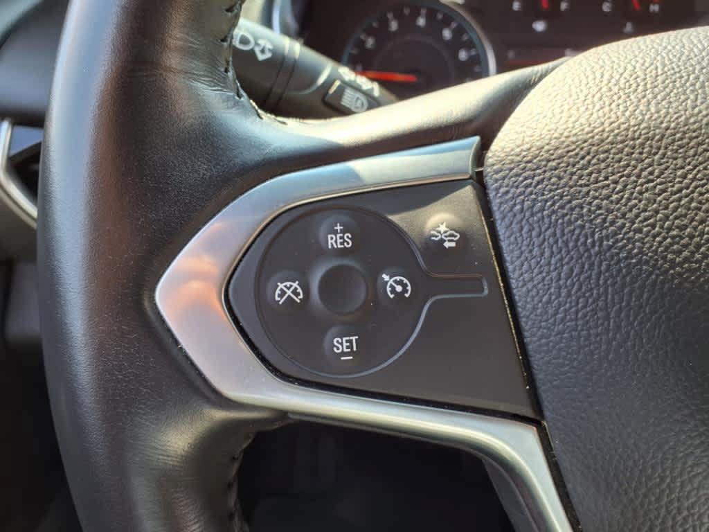 used 2022 Chevrolet Traverse car, priced at $28,995
