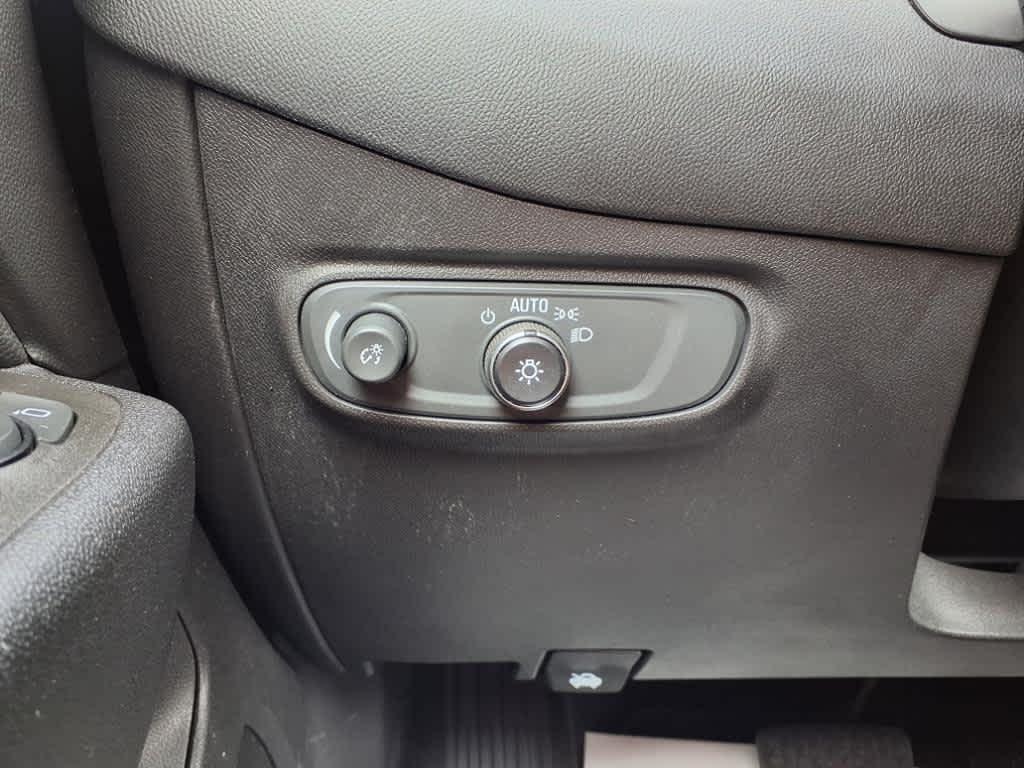 used 2022 Chevrolet Equinox car, priced at $20,995