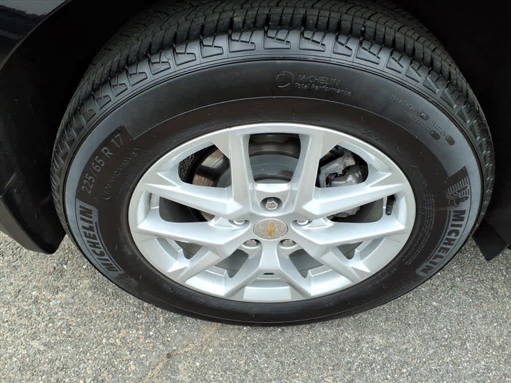 used 2022 Chevrolet Equinox car, priced at $20,359