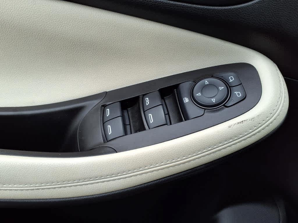 used 2023 Buick Encore GX car, priced at $18,999