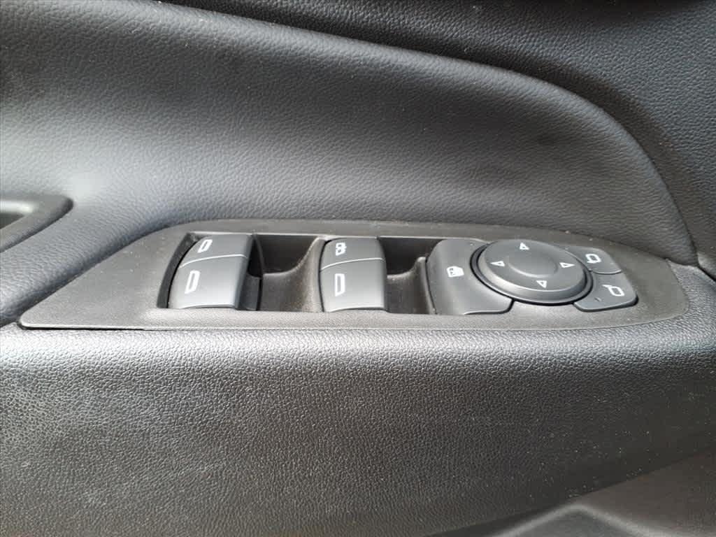 used 2022 Chevrolet Equinox car, priced at $20,295