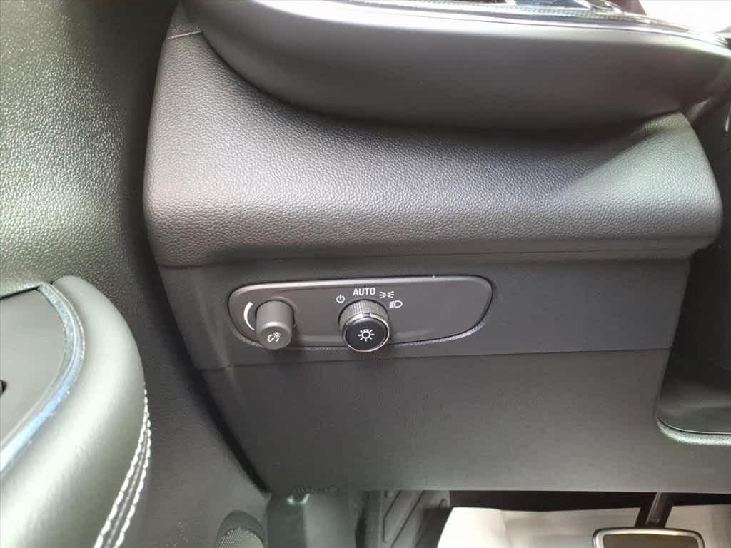 used 2023 Buick Envision car, priced at $33,995