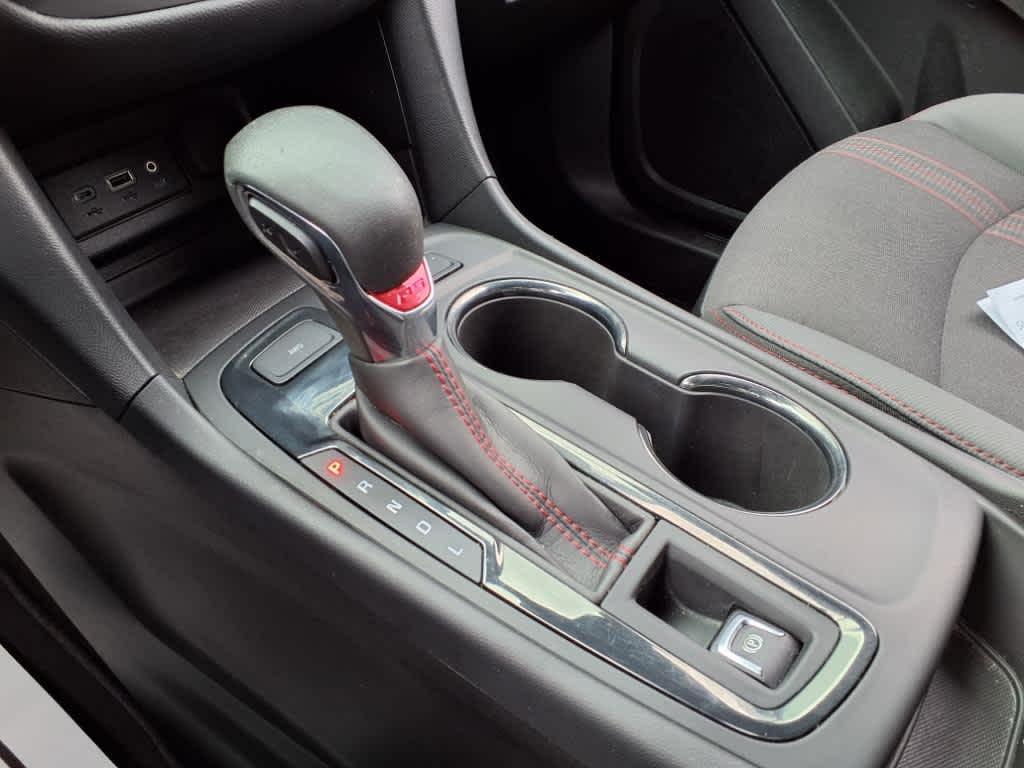 used 2022 Chevrolet Equinox car, priced at $22,995