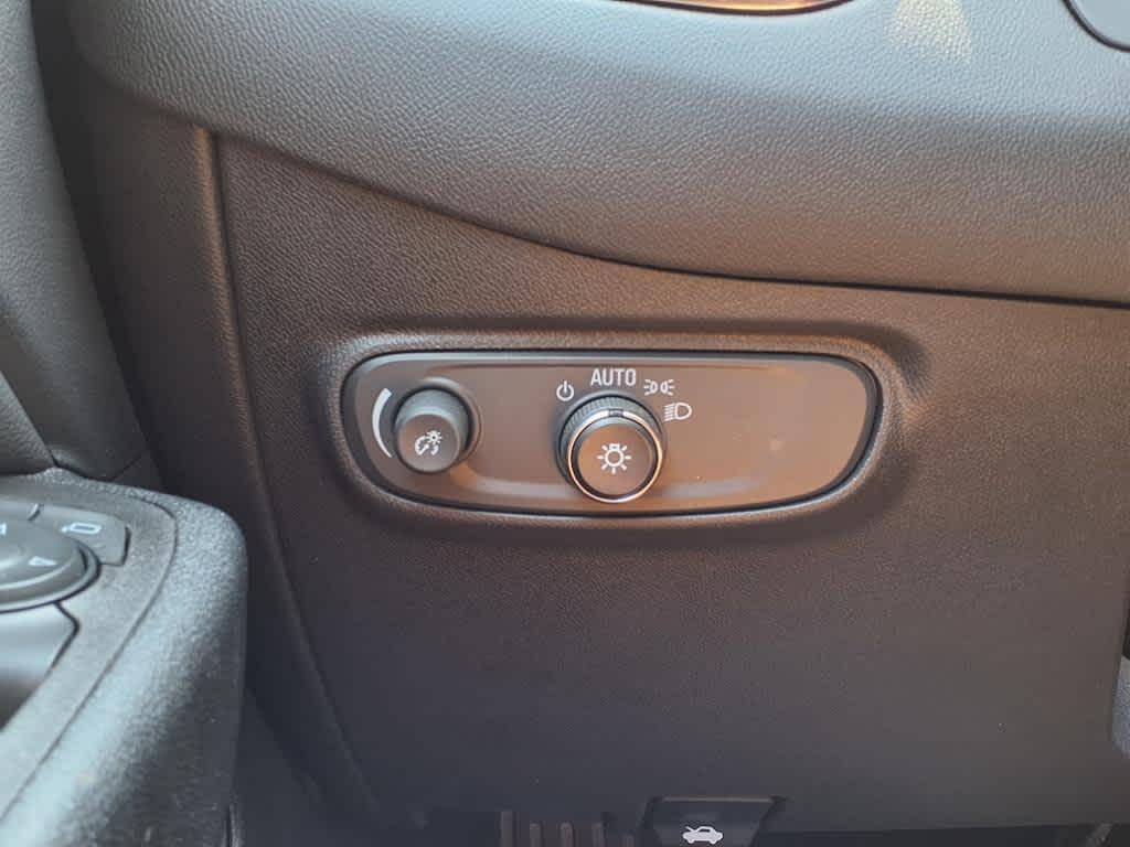 used 2022 Chevrolet Equinox car, priced at $21,995