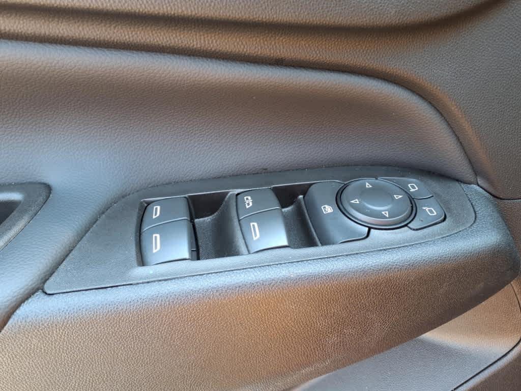 used 2022 Chevrolet Equinox car, priced at $21,995