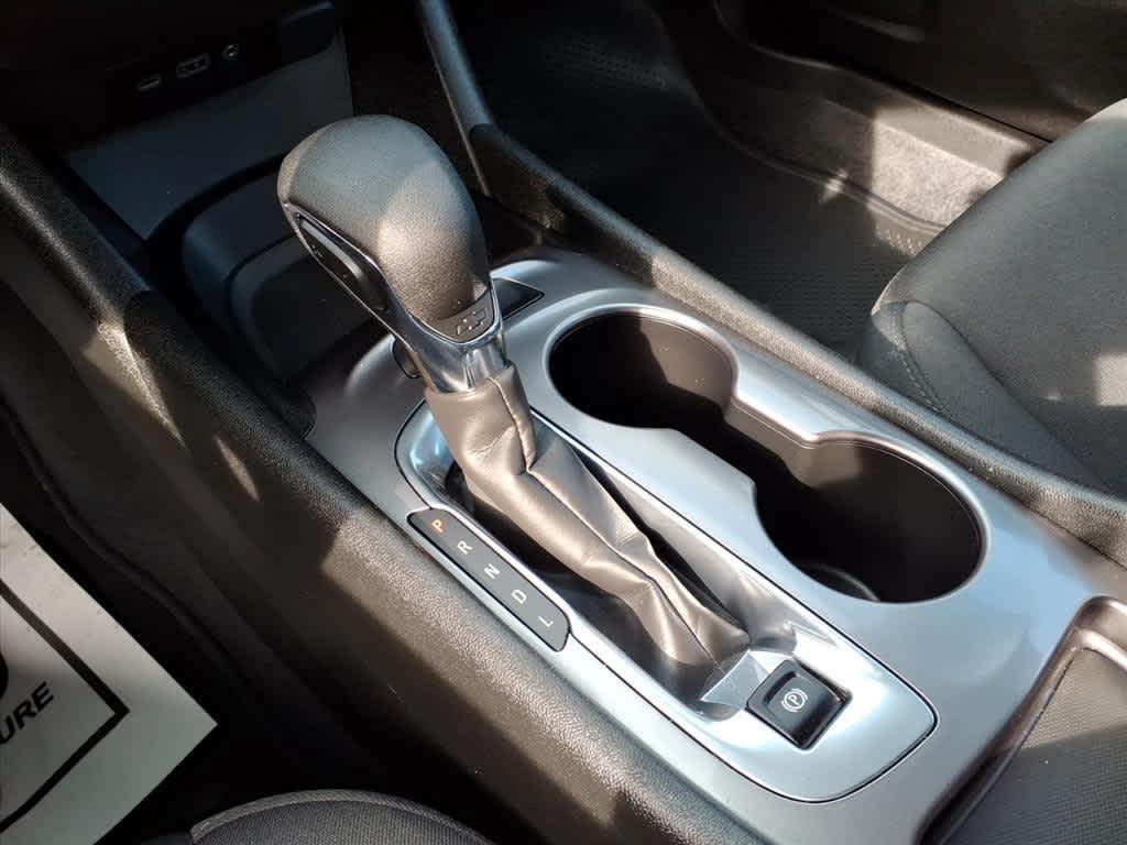 used 2023 Chevrolet Malibu car, priced at $18,995