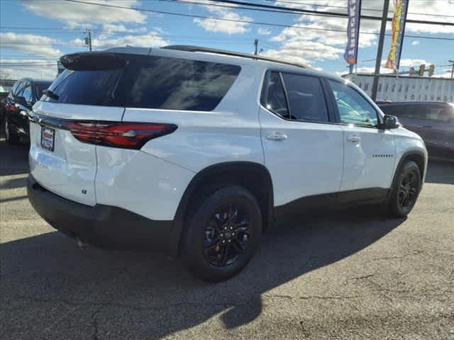 used 2023 Chevrolet Traverse car, priced at $33,995