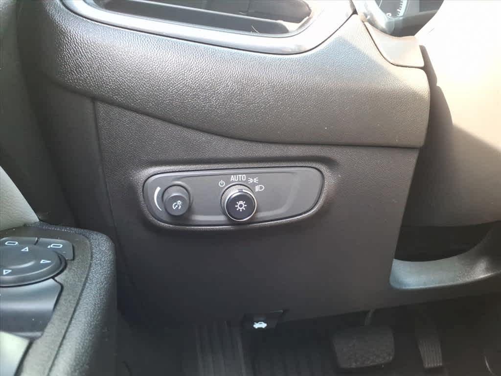 used 2022 Chevrolet Equinox car, priced at $18,995