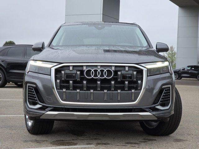 used 2025 Audi Q7 car, priced at $61,000