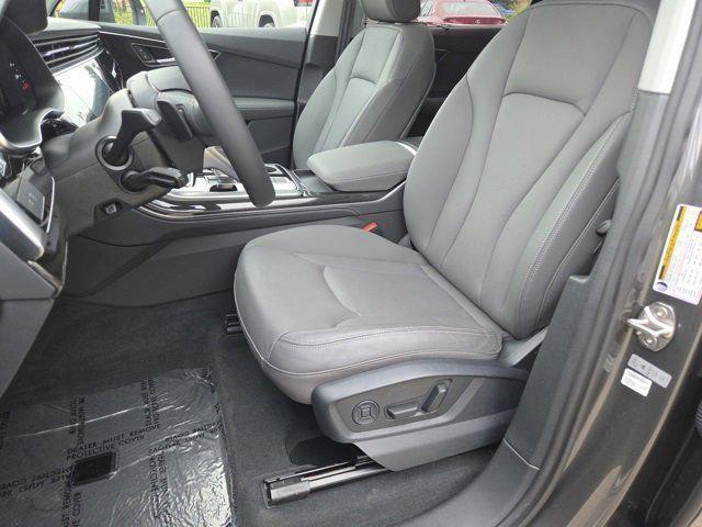 used 2025 Audi Q7 car, priced at $61,000