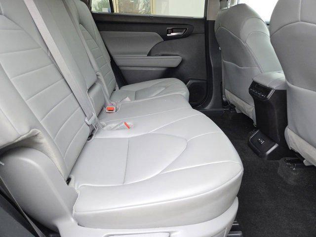 used 2024 Toyota Highlander car, priced at $40,300