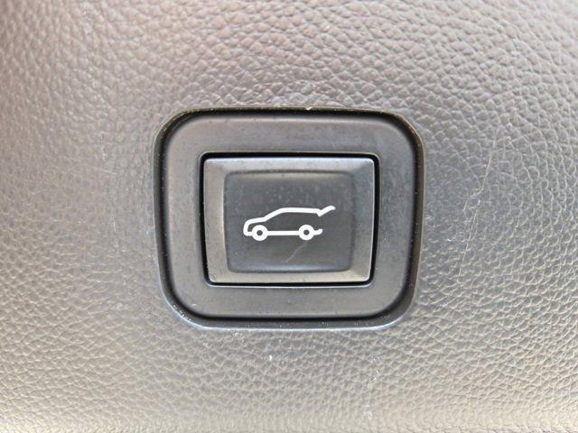 used 2018 Chevrolet Traverse car, priced at $20,600