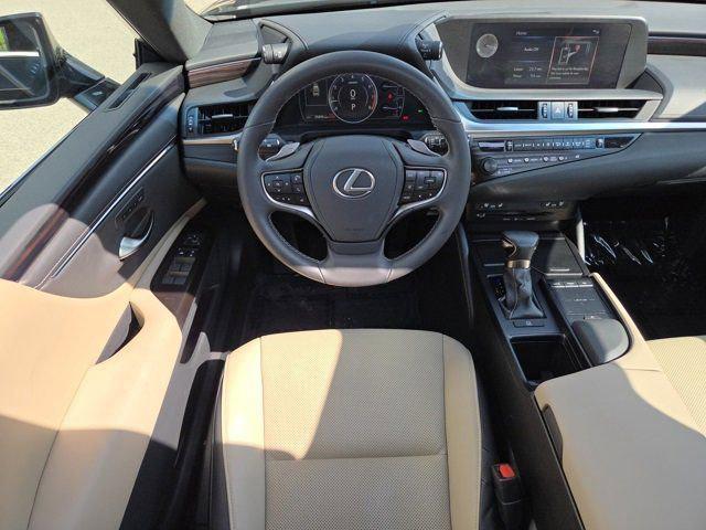 used 2019 Lexus ES 350 car, priced at $32,000